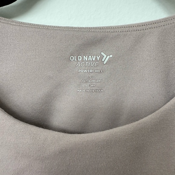 Old Navy Workout Top - Picture 3 of 3